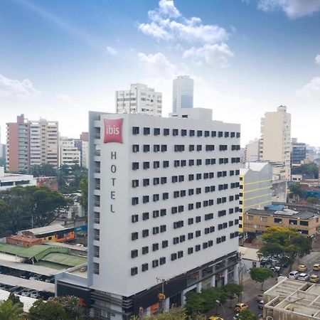 Hotel Ibis Cali Granada Bagian luar foto