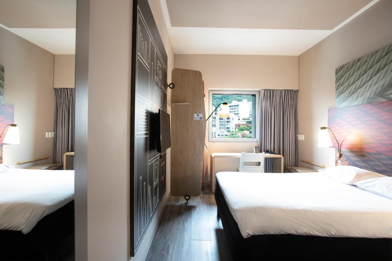 Hotel Ibis Cali Granada Bagian luar foto