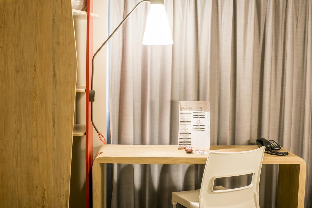 Hotel Ibis Cali Granada Bagian luar foto